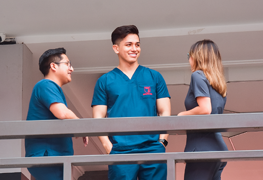 Estudiantes de la Universidad Bolivariana del Ecuador